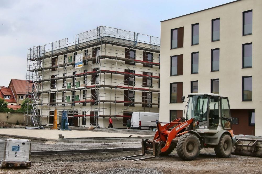 Sangerhausen: Blick auf die neuen Stadthäuser in der Nordsiedlung