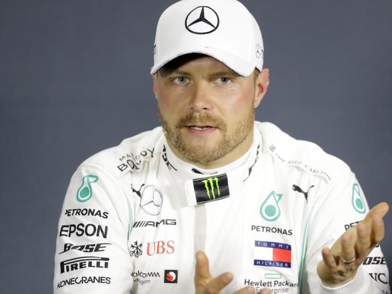 Will seiner Mama ein besonderes Muttertagsgeschenk machen: Mercedes-Pilot Valtteri Bottas. Foto: Sergei Grits/AP