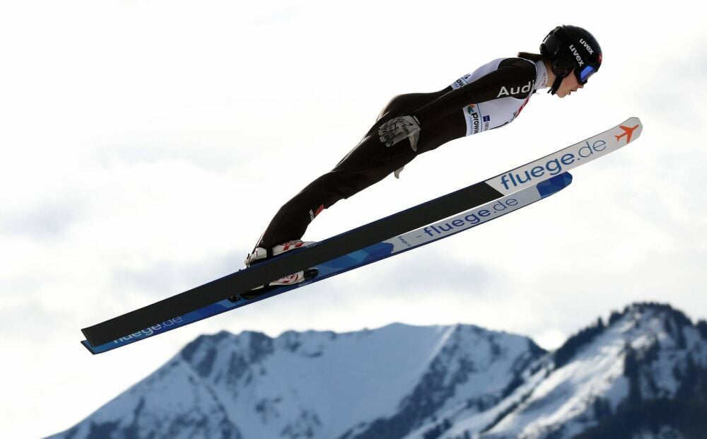 Nur Fliegen ist schöner: Josephin Laue hat als Skispringerin bereits zwei Junioren-WM-Medaillen gewonnen.