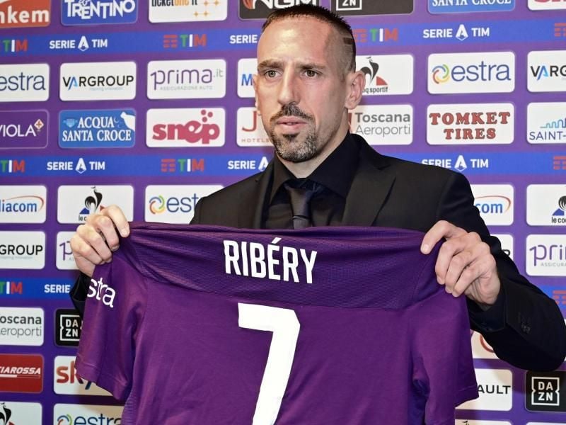 Freut sich auf seine neue Aufgabe in der Serie A: Florenz-Neuzugang Franck Ribéry. Foto: Claudio Giovannini/ANSA