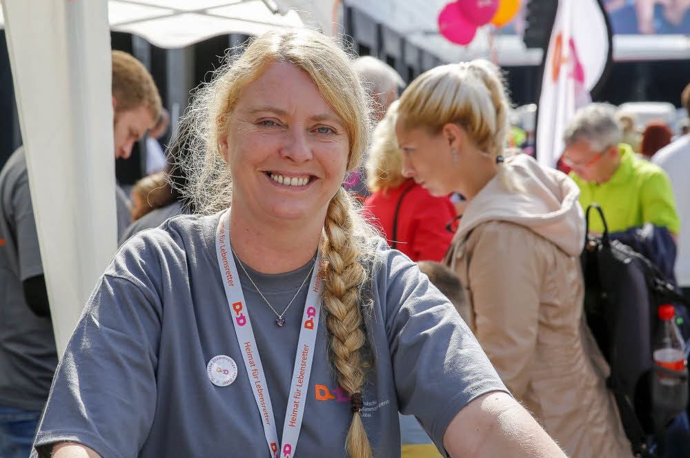 Über 500 Gäste ließen sich zur Freude von Annette Wiedemann registrieren