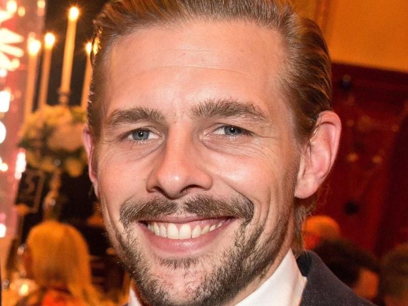 Klaas Heufer-Umlauf: „Privat probiere ich, unironisch zu sein.”. Foto: Jörg Carstensen/dpa