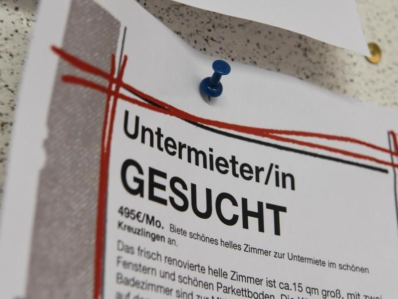 Will man als Mieter nur einen Teil seiner Wohnung Dritten überlassen, darf der Vermieter das nicht ablehnen. Jedoch kann er einen Zuschlag verlangen. Foto: Felix Kästle