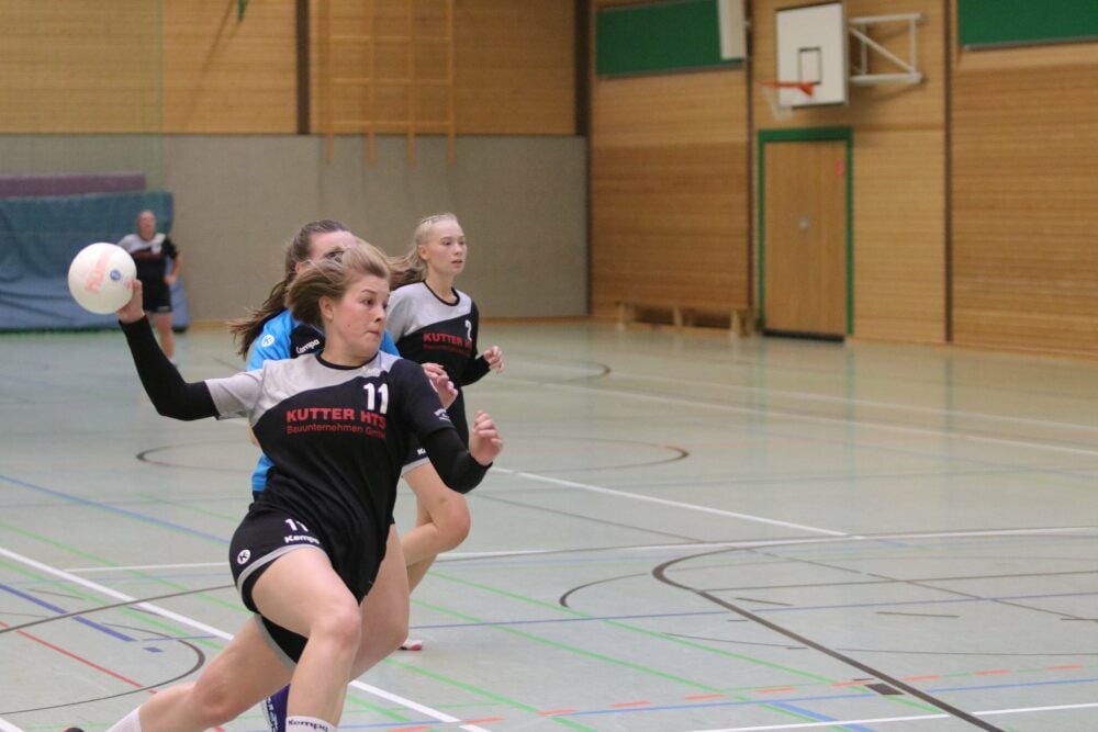 Elisa Lanzerath und der BSV spielen beim HC Burgenland II.