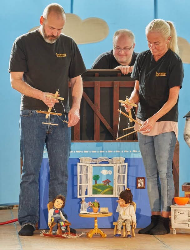 Die Augsburger Puppenkiste war mit dem Stück „Paula und die Kistenkobolde“ zu Gast.