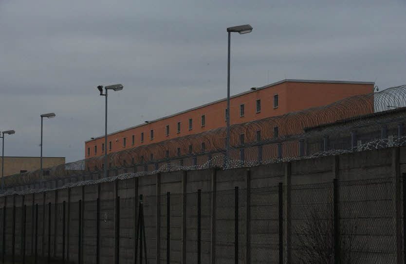 Die JVA in Halle sollte zum eigentlich Super-Knast erweitert werden.