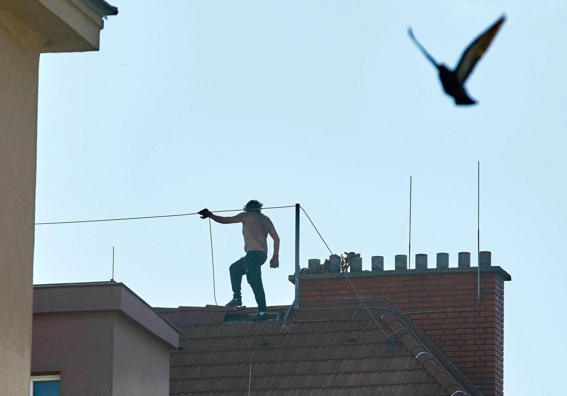 In Wien hielt ein mutmaßlicher Straftäter die Polizei in Atem.