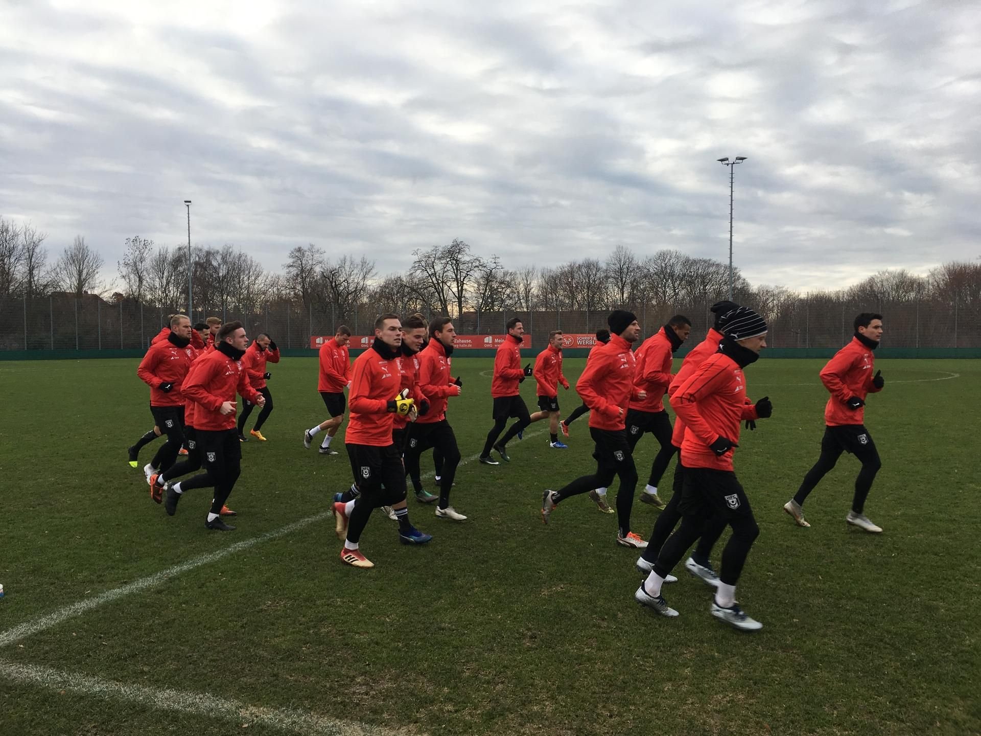 Die HFC-Profis haben sich am Donnerstag aus der kurzen Winterpause zurückgemeldet.
