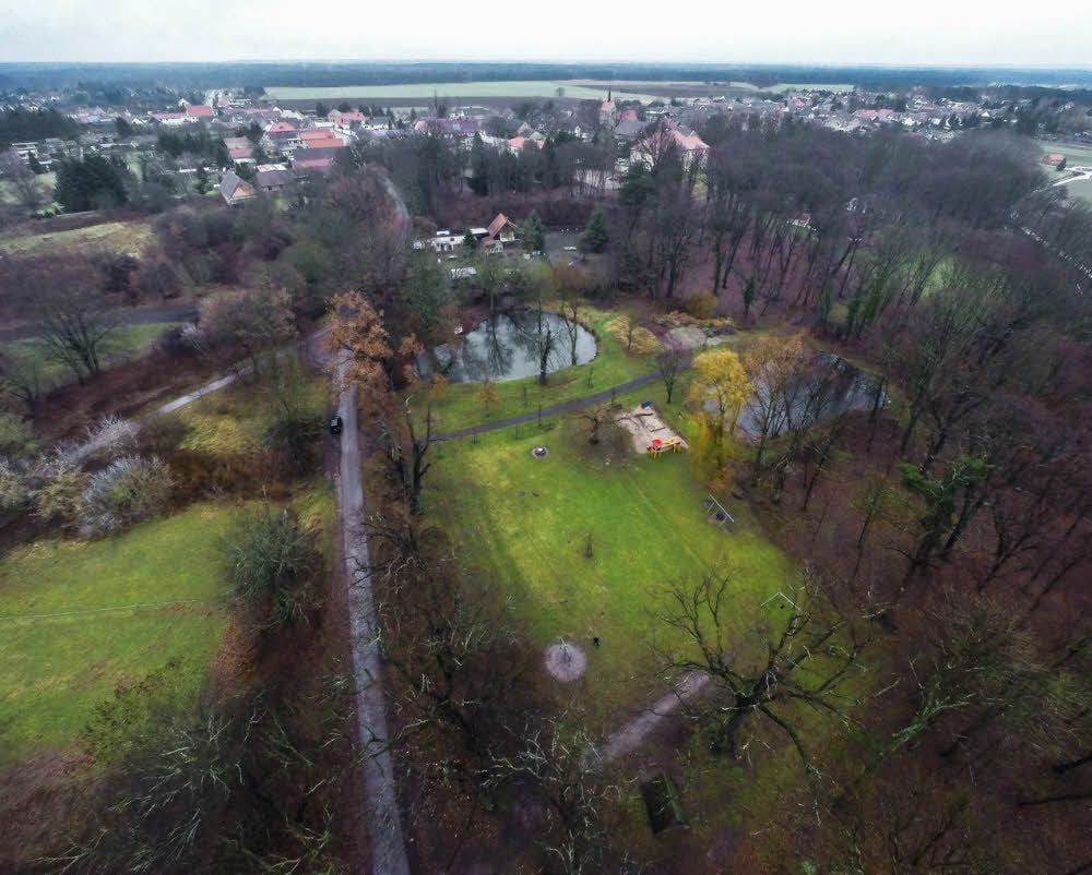 Der Park in Rösa liegt mitten in der Dübener Heide und ist immer einen Ausflug wert.