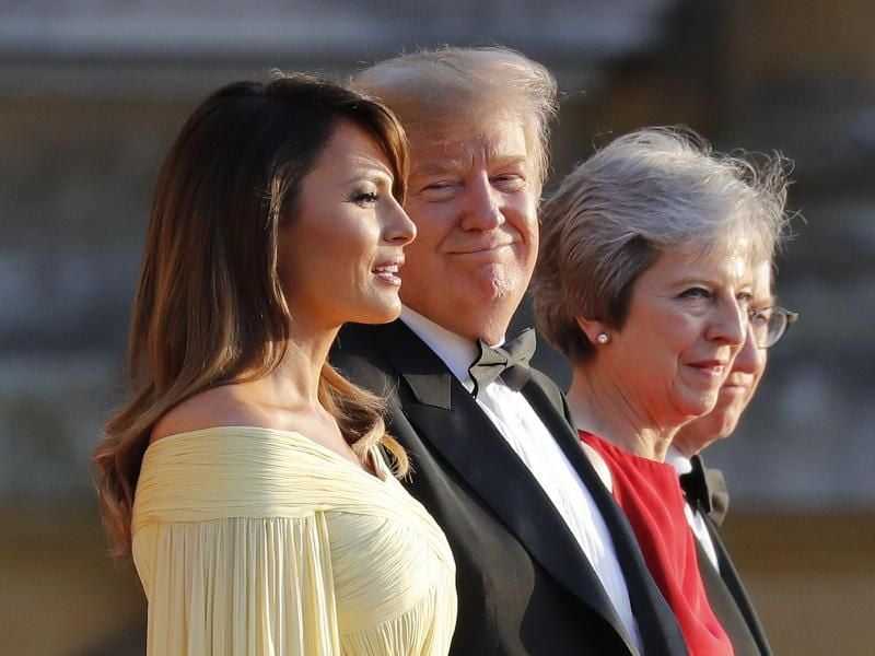 Trump düpiert May: Kritik an Brexit-Kurs, Lob für Johnson