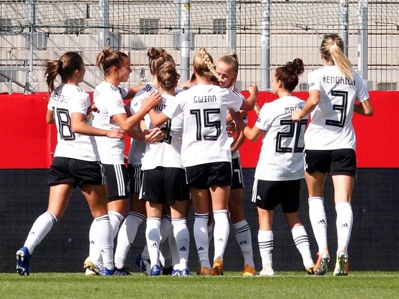 Die DFB-Frauen ließen Irland keine Chance. Foto: Roland Weihrauch/dpa