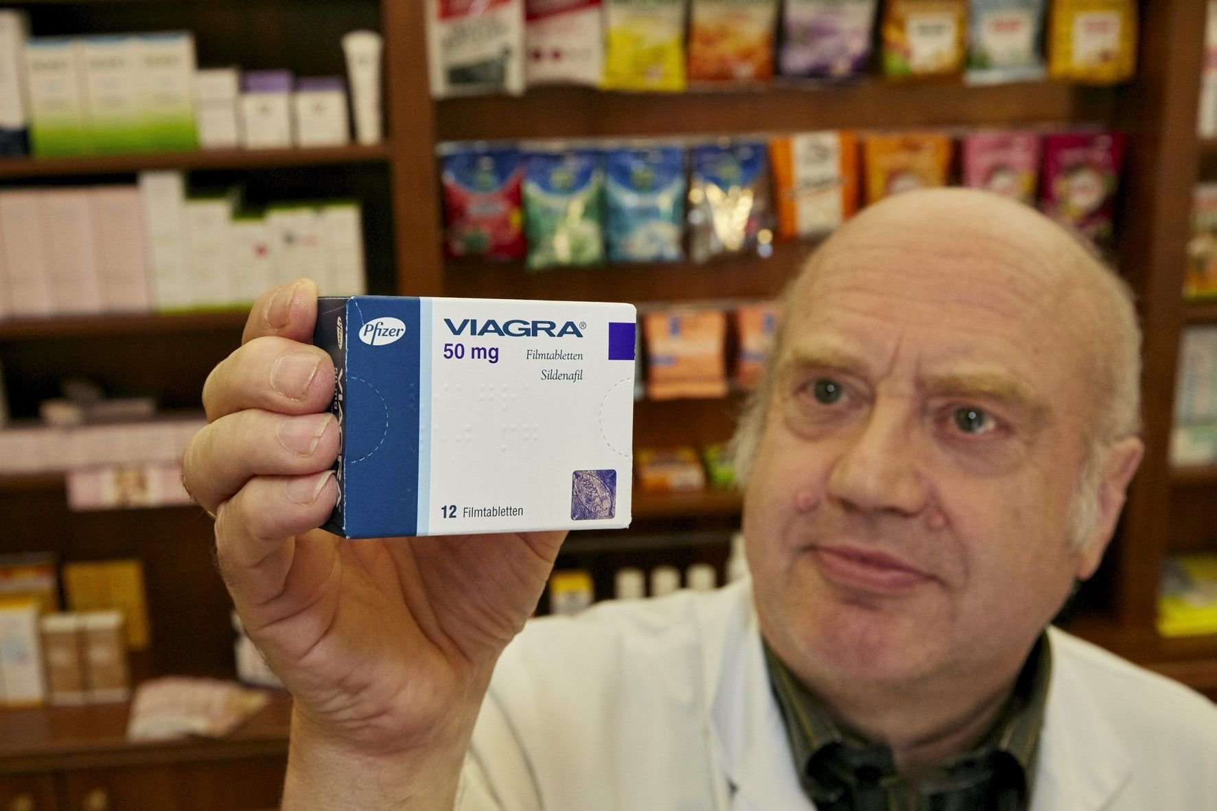 „Ich war der erste Apotheker in Bernburg, bei dem eine Viagra-Packung bestellt wurde“, erinnert sich Hendrik Frenzel an 1998.