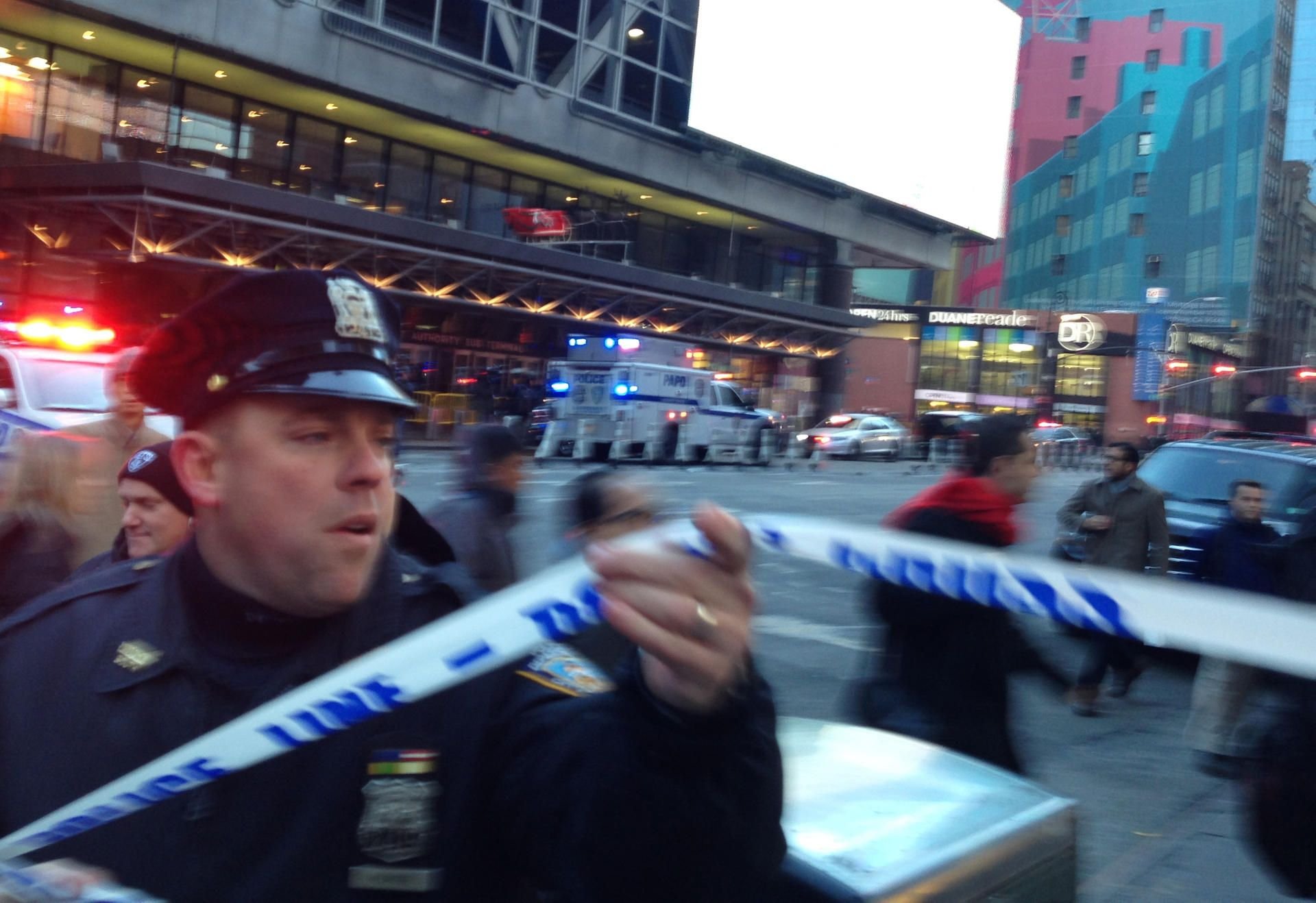 In der Nähe des Time Square in New York hat es eine Explosion gegeben.