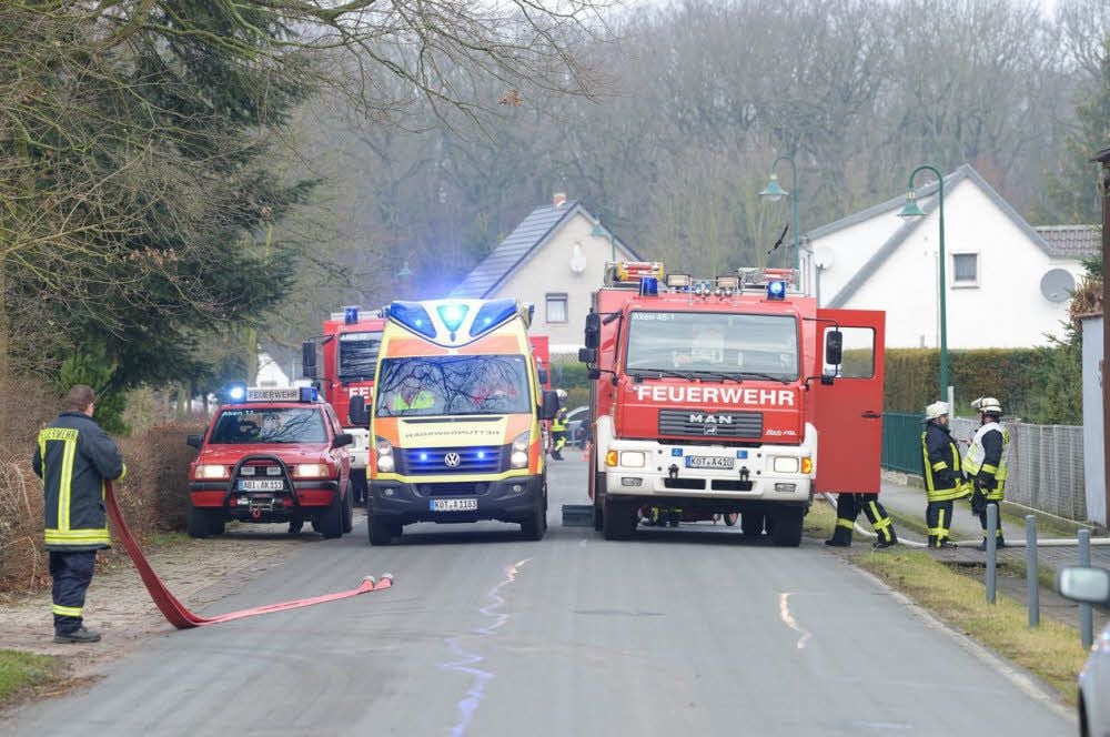Gleich mehrere Feuerwehren und der Rettungsdienst waren vor Ort.