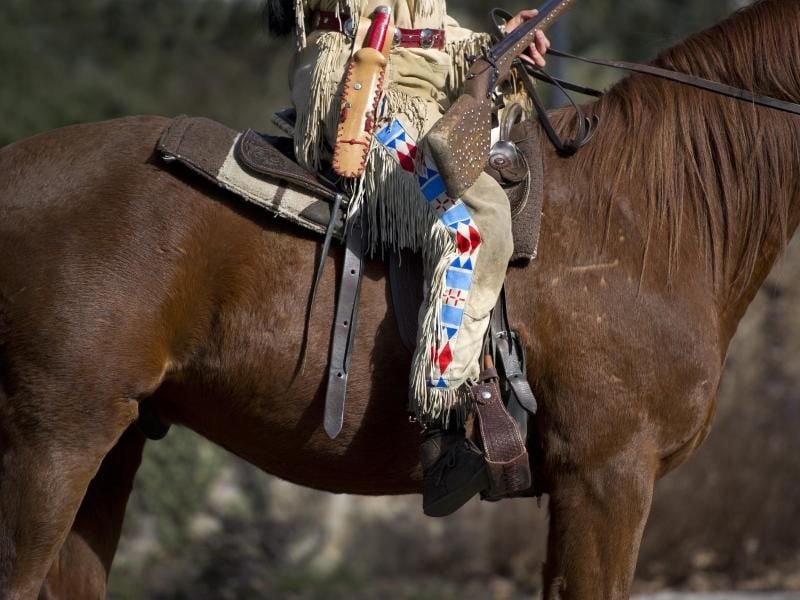 Der Darsteller Marc Schützenhofer als Winnetou. Foto: Arno Burgi/Archiv