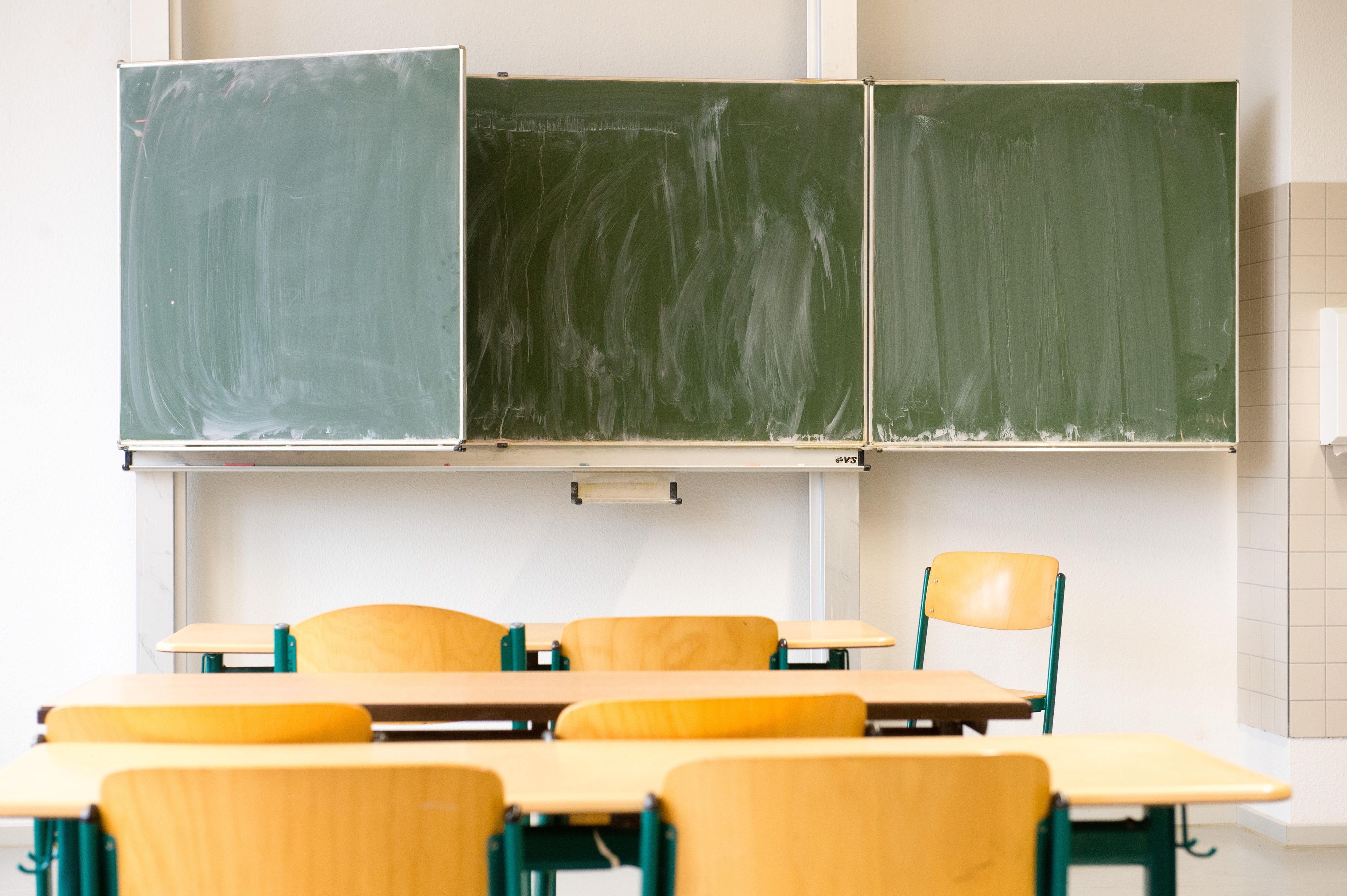 Die Volkshochschule bietet Lernangebote für jedermann.