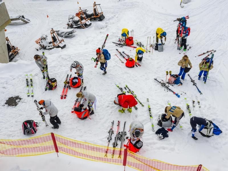 Die alpinen Ski-Asse haben den Auftakt in Sölden bereits gemeistert und stehen vor dem zweiten Wochenende in Levi. Foto: Expa/Johann Groder/APA/dpa