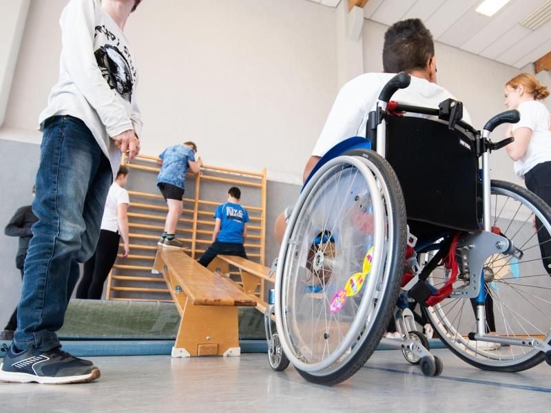 Die SPD wirft der Landesregierung vor, zu wenig für die Inklusion an Schulen zu tun. Foto: Julian Stratenschulte/dpa/Archivbild