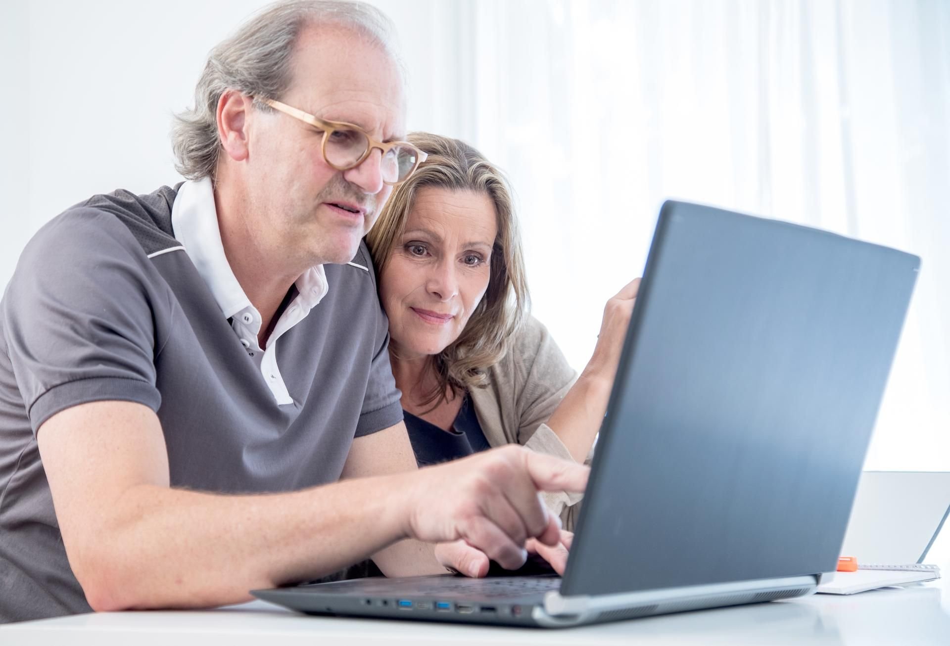 Ist das noch sicher oder nicht? Die Antwort ist klar: Wer Windows 7 nach dem 14. Januar 2020 weiter nutzt, geht ein hohes Sicherheitsrisiko ein.