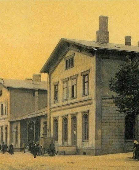 Der Bahnhof in Eisleben um 1920.