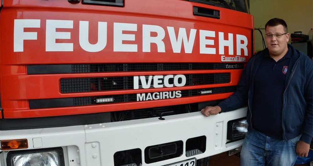 Kevin Bierstedt ist der Nachwuchschef der Drohndorfer Feuerwehr und die gute Seele im Ort.