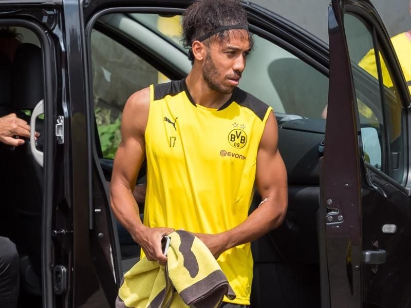 Pierre-Emerick Aubameyang wird offenbar bei Borussia Dortmund bleiben. Foto: Guido Kirchner