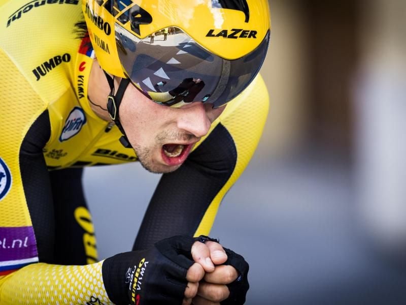 Der Slowene Primoz Roglic hat sich den Sieg bei der zweiten Etappe des Tour de l'Ain geholt. Foto: Jean-Christophe Bott/KEYSTONE/dpa/Archivbild
