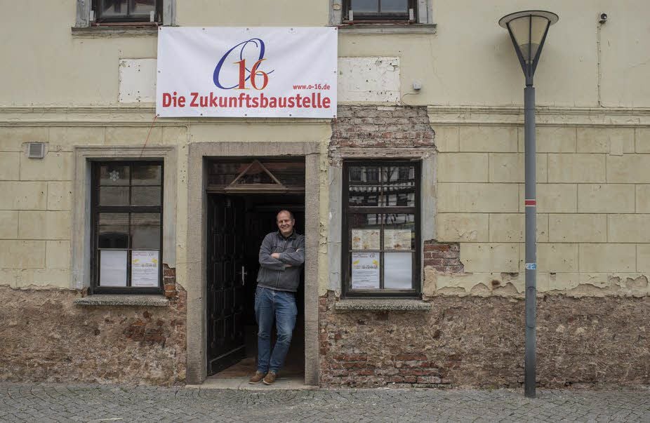 Der Verein „pasapa“ mit Markus Schmidt an der Spitze will das ehemalige Hotel „Weißes Ross“ gemeinsam mit Jugendlichen sanieren.