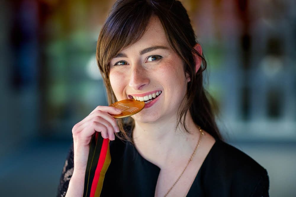 Der Goldbiss: Charleen Bänisch kann ihren Erfolg bei der Deutschen Meisterschaft noch immer schwer fassen.