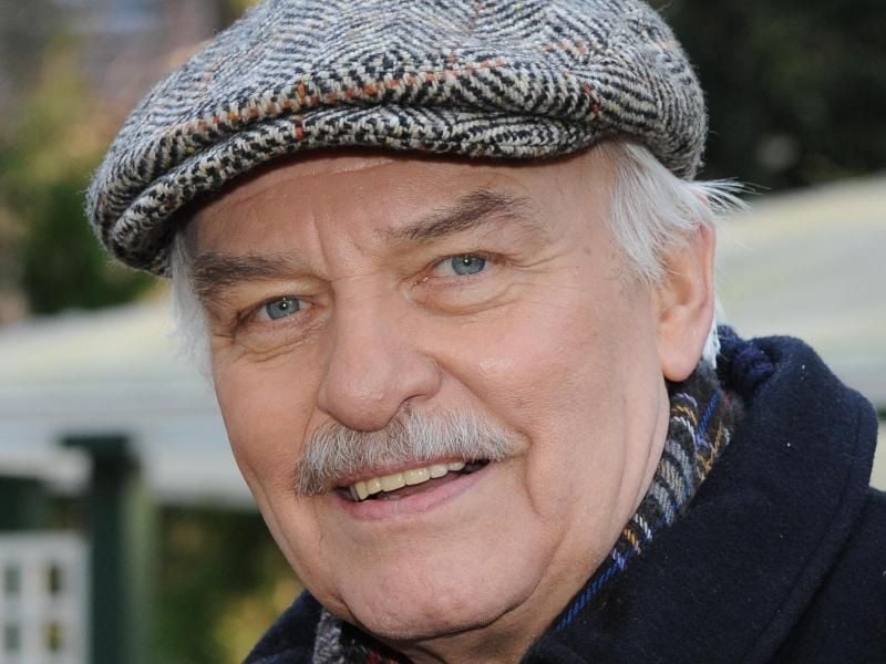 TV-Star Charles Brauer wird 85: Privat glücklich, besorgt um die Welt. Foto: Britta Pedersen/dpa-Zentralbild/dpa