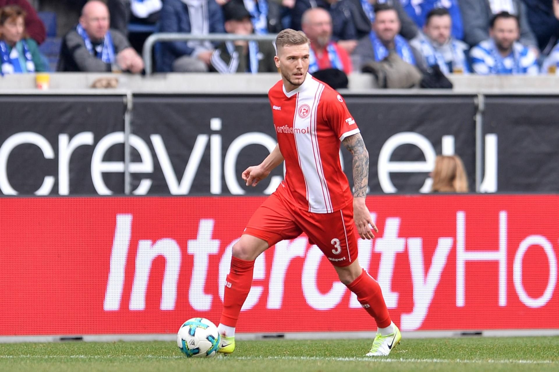 Düsseldorfs Abwehrspieler Andre Hoffmann im Spiel beim MSV Duisburg.