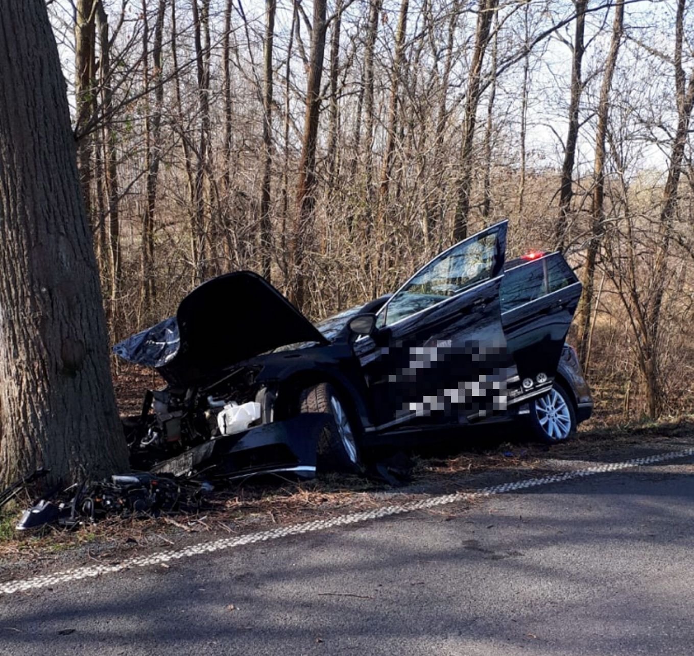 Das Auto war nach dem Unfall auf der Landesstraße 73 zwischen Nienburg und Gerbitz ein Totalschaden.