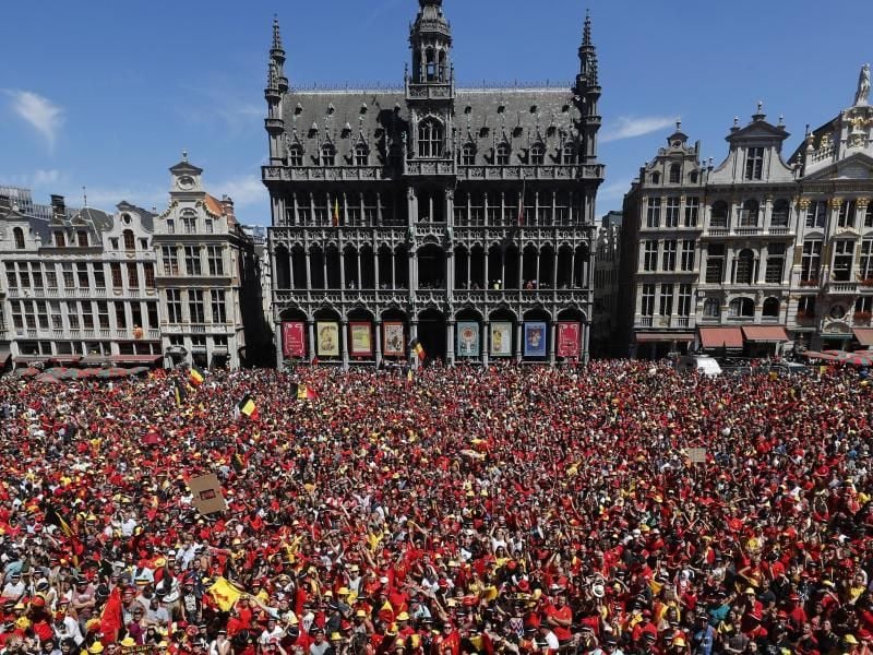 Tausende Belgier feiern ihre WM-Helden. Foto: Pool Yves Herman