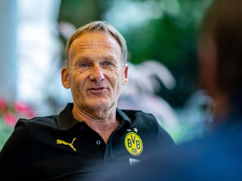 Geht fest vom Sancho-Verbleib in Dortmund aus: BVB-Boss Hans-Joachim Watzke:. Foto: David Inderlied/dpa