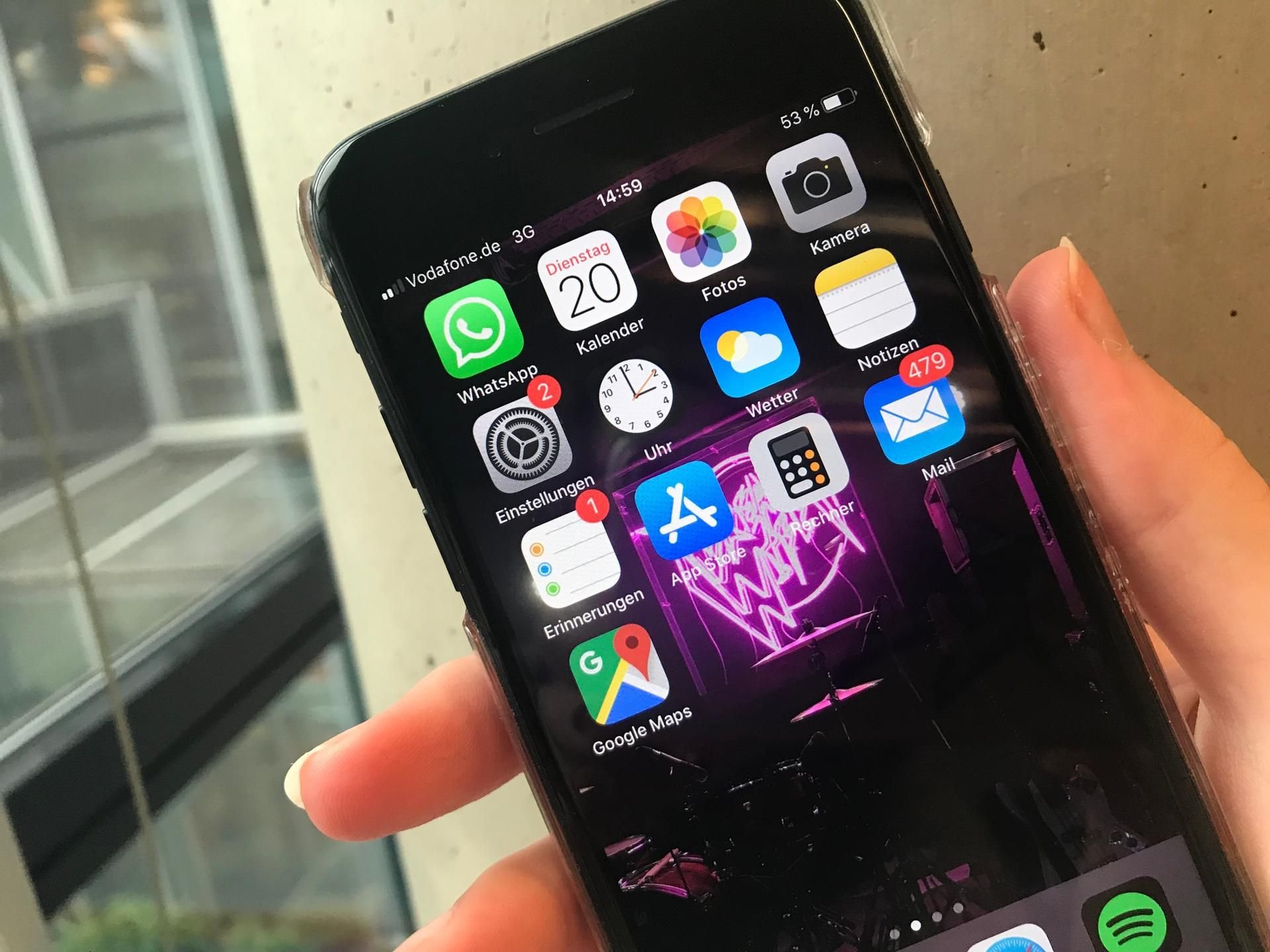Neben der Abkürzung 3G gibt es zum Beispiel auch LTE, 4G oder E.