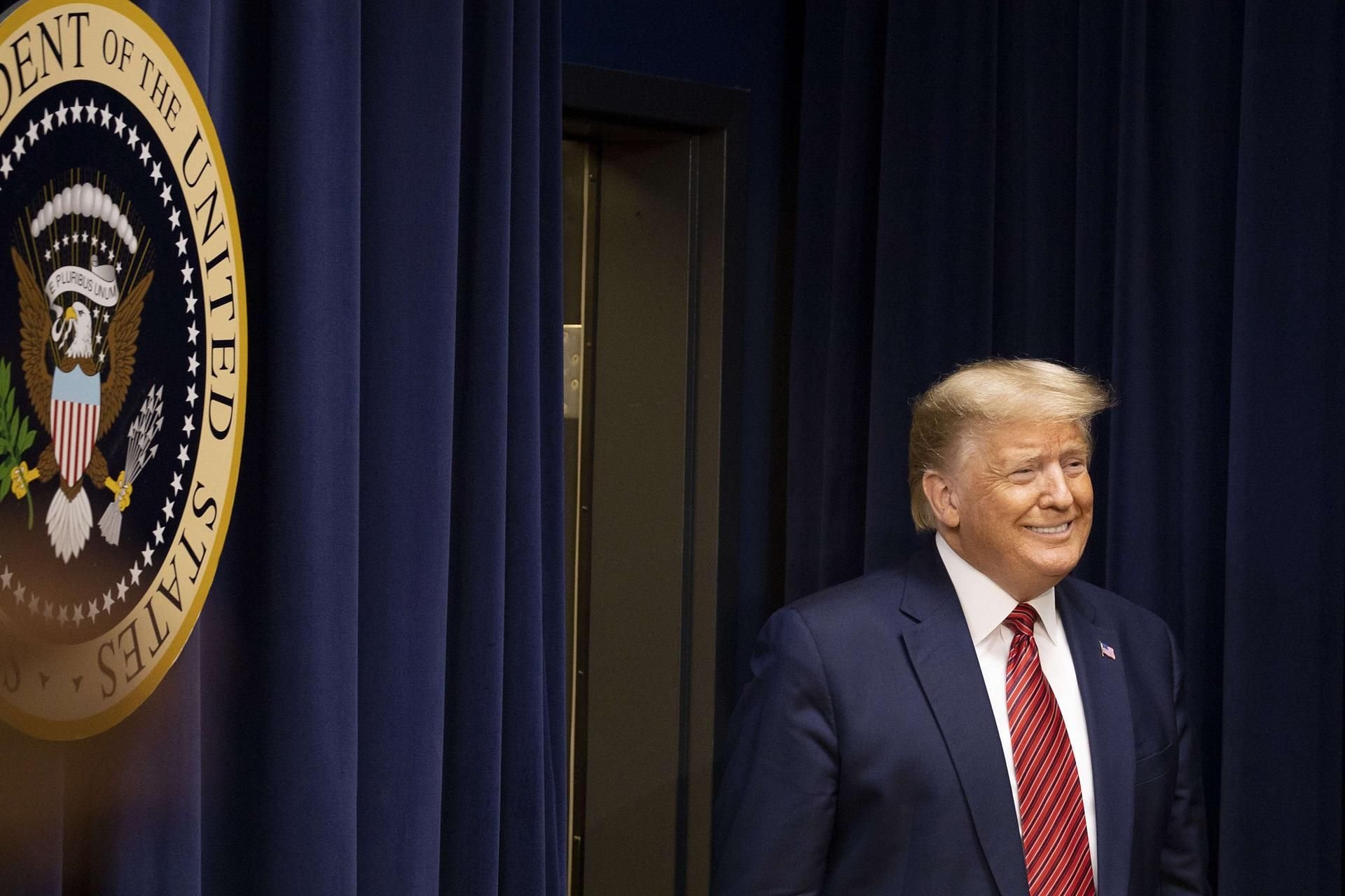 Gleich acht Straftäter hat Donald Trump begnadigt – darunter einen Ex-Gouverneur, der einen Senatssitz verkaufen wollte.
