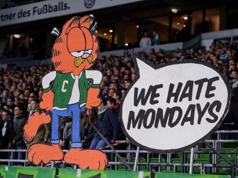 Gegen die Montagsspiele gibt es massiven Fan-Protest. Foto: Axel Heimken