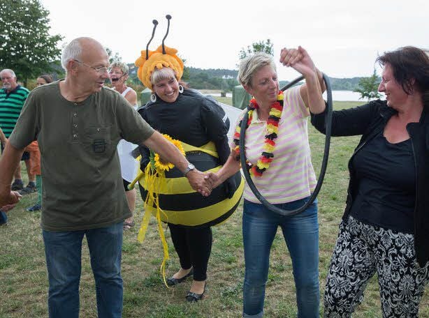 Beim Sommerfest des Gesundheitszentrums am Badesee Dixförda wurden alle Beteiligten zu aktivem Mitmachen aufgefordert.