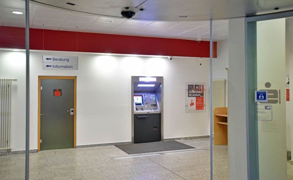 Der einstige Schalterraum der Sparkasse am Markt in Bitterfeld