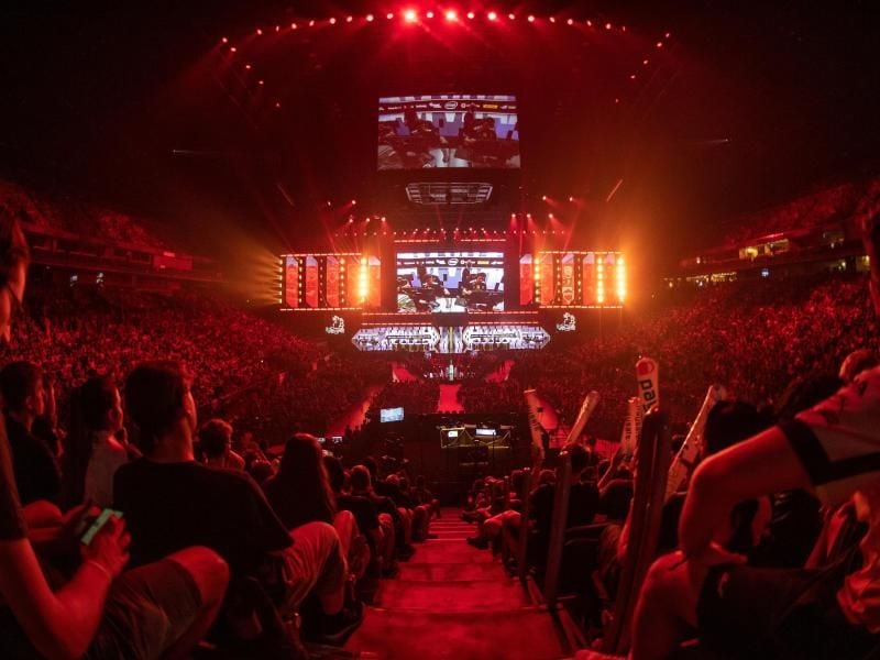 E-Sport-Fans bei der ESL One in Köln. Foto: Marius Becker