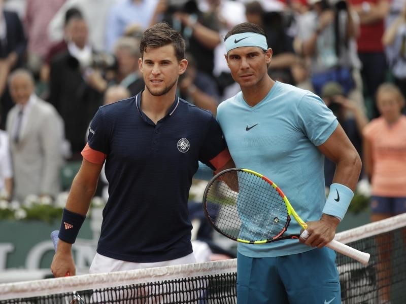Dominic Thiem (l) und Rafael Nadal stehen sich erneut im French-Open-Endspiel gegenüber. Foto (Archiv): Alessandra Tarantino/AP Foto: Alessandra Tarantino