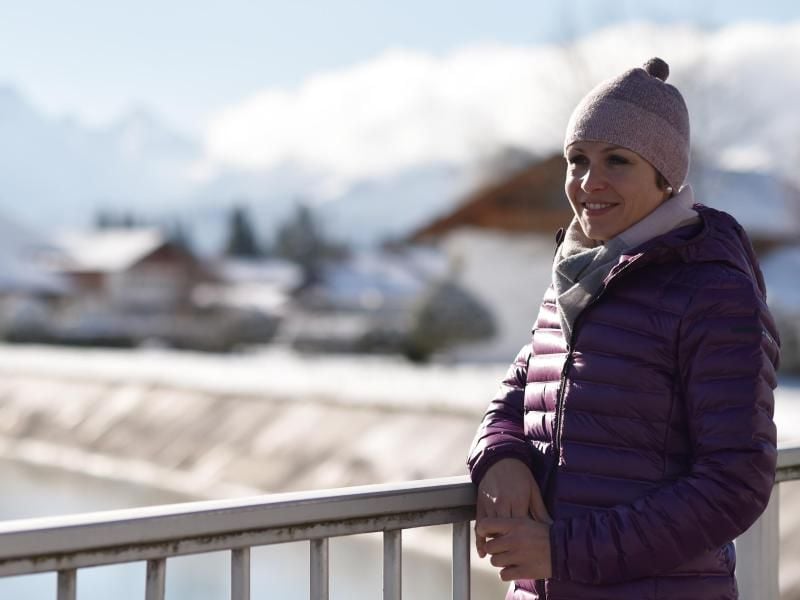 Die ehemalige-Weltklasse-Biathletin Magdalena Neuner hat eine hohe Meinung von Laura Dahlmeier. Foto: Angelika Warmuth