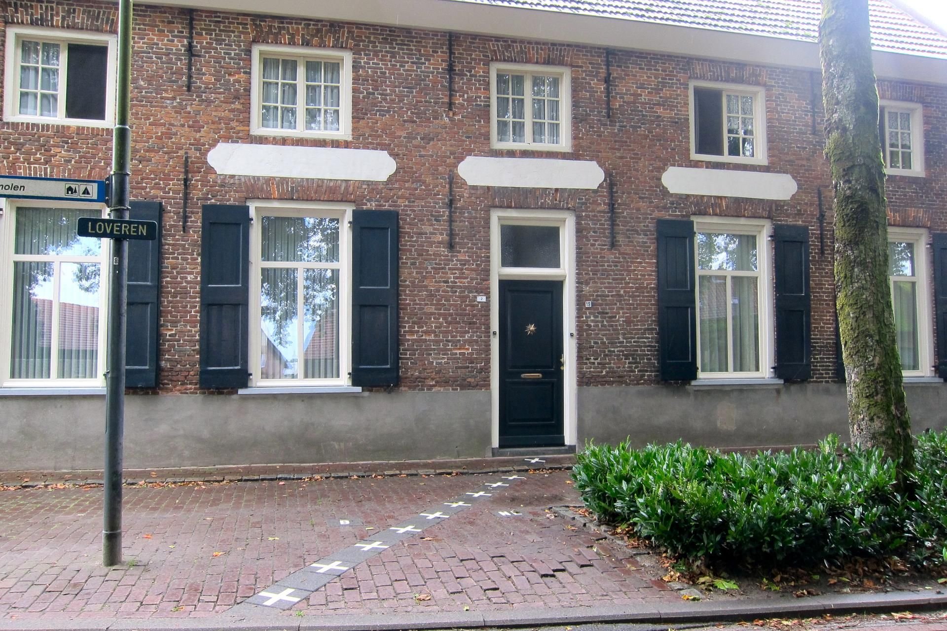 Die belgisch-niederländische Grenze läuft in Baarle-Hertog und Baarle-Nassau mancherorts mitten durch ein Gebäude.