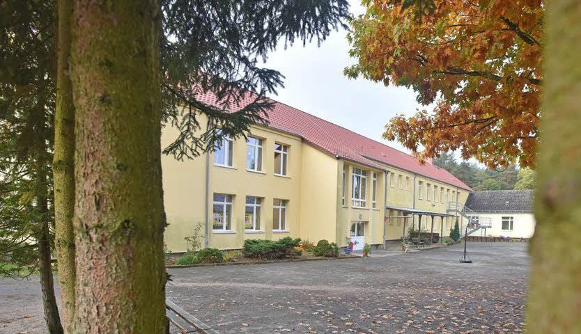 In Gossas Heideschule geben nicht nur Lehrer Unterricht.