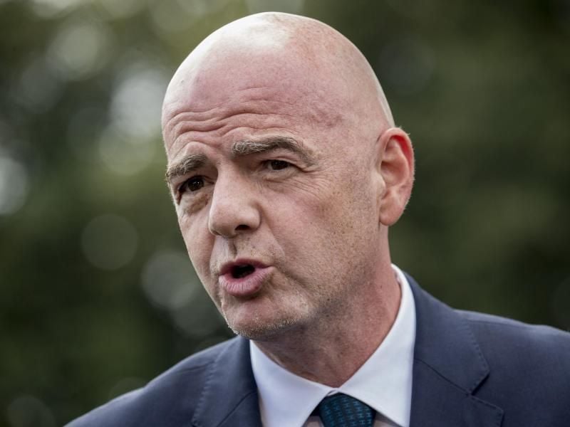 FIFA-Präsident Gianni Infantino spricht zu Medienvertretern. Foto: Andrew Harnik/AP/dpa