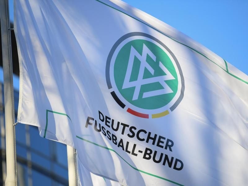 Der DFB sucht einen neuen Präsidenten. Foto: Arne Dedert