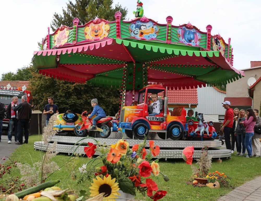 Das Karussell ist ein Muss zur Kirmes - wie in Lengefeld