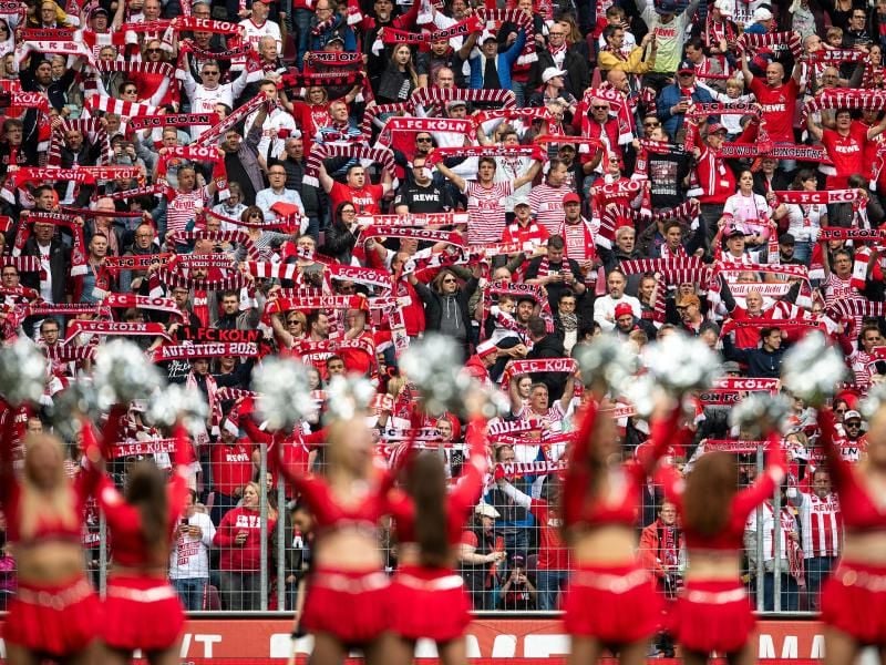 Kölner Fans machten das Spiel trotz Niederlage zur Party. Foto: Marius Becker