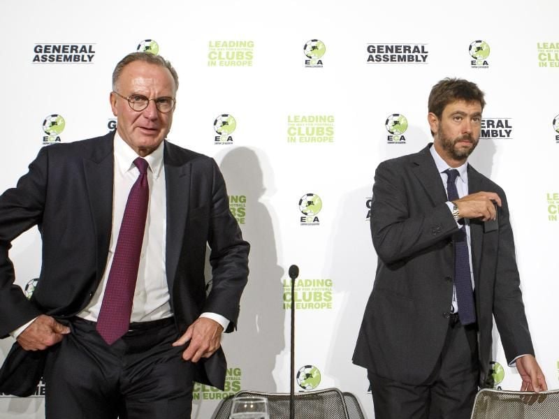 Der Vorsitzende der europäischen Clubvereinigung (ECA) Andrea Agnelli (r) und Vorgänger Karl-Heinz Rummenigge. Foto: Salvatore Di Nolfi/KEYSTONE