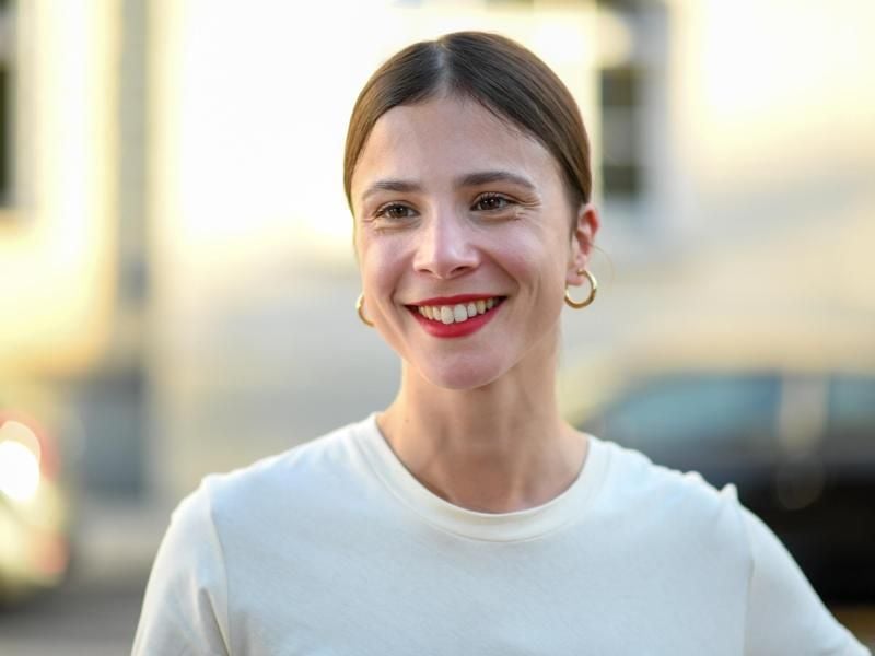 Aylin Tezel ist auf der Suche nach Neuem. Foto: Tobias Hase/dpa